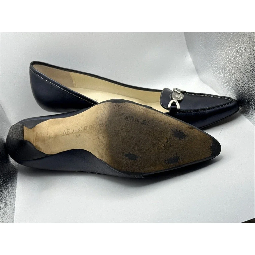 Anne Klein Spencer Kitten Heels Black Leather Gold Chain Pointed Toe Vintage? 9M - Picture 9 of 10